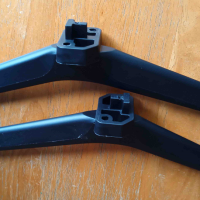 HISENSE 50E7KQTUK 50" SMART TV STAND, LEGS, FEET,